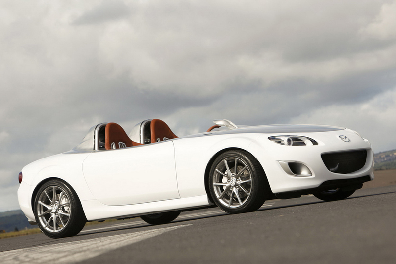 Illustration for article titled Mazda MX-5 Superlight Concept